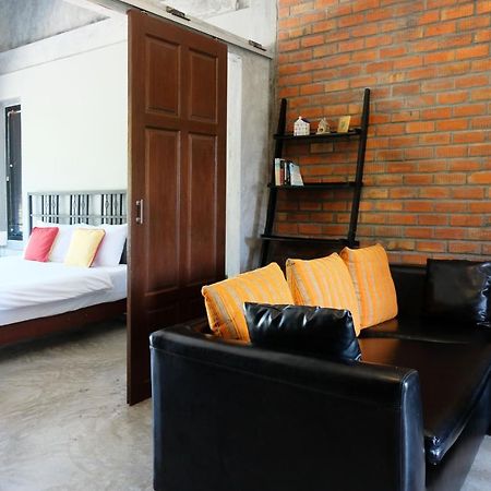 Aonang Third Place Hometel Ao Nang Exterior photo
