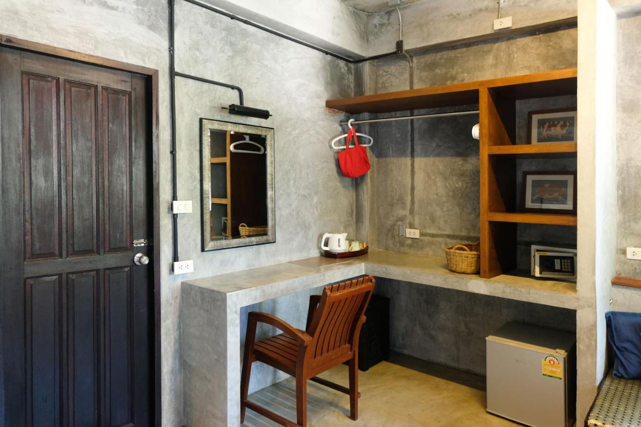 Aonang Third Place Hometel Ao Nang Exterior photo
