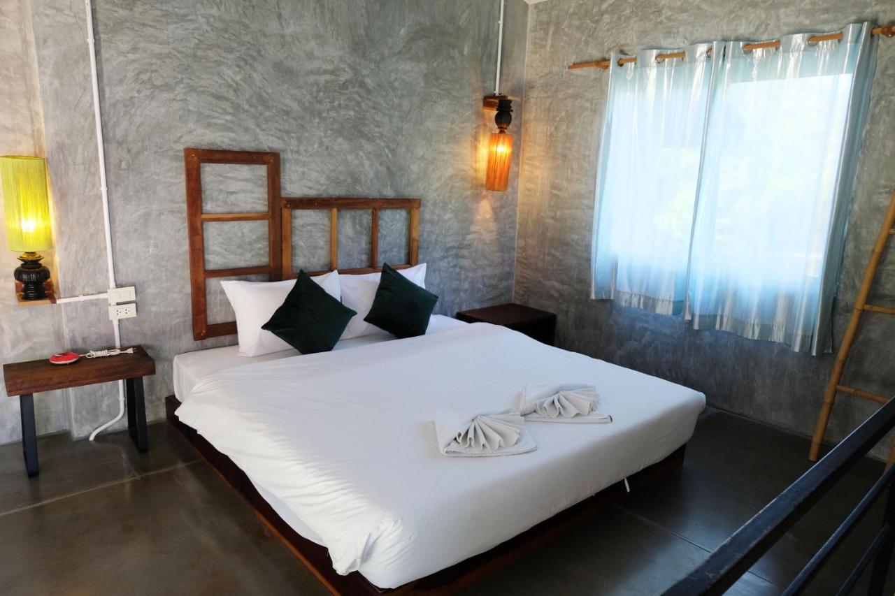 Aonang Third Place Hometel Ao Nang Exterior photo